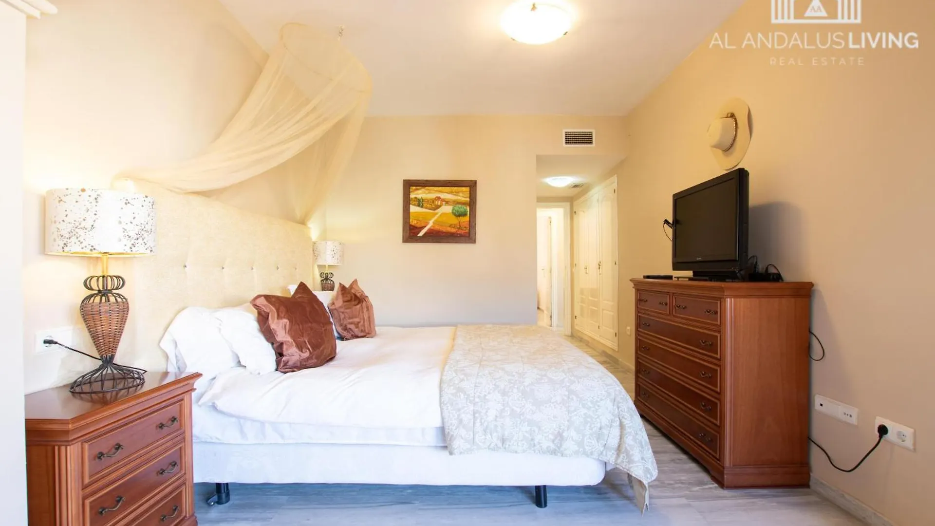 Large And Cozy Ground Floor Apartment In Calahonda, Mijas Costa Sitio de Calahonda 0*,  西班牙